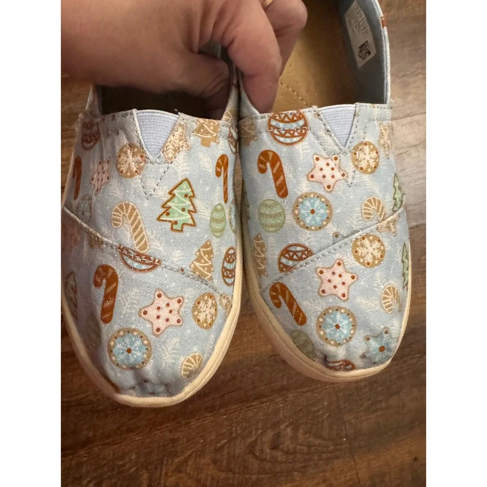 TOMS Christmas Sugar Cookie Glitter Slip-On Shoes – Women's Size 6